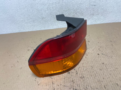 2002 2003 2004 Honda Odyssey Left Driver LH Side Tail Light AF7144 LK2