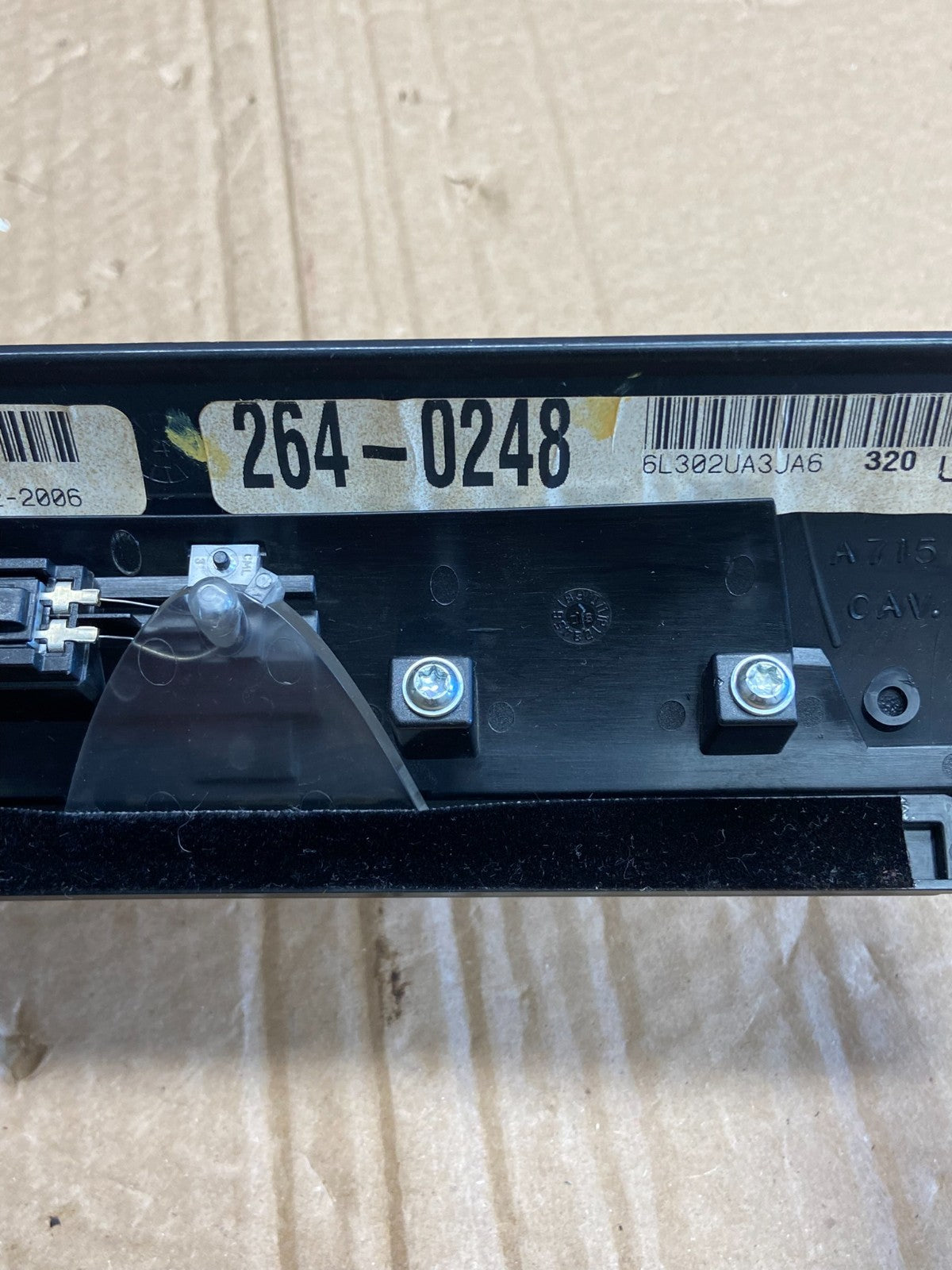 2004 to 2008 Ford F150 Radio Climate Dash Bezel Surround Black af6160 DG5