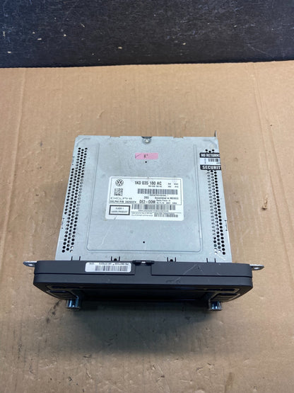 2009 to 2012 Volkswagen CC Radio CD Player Screen AM/FM AG1518 DW3