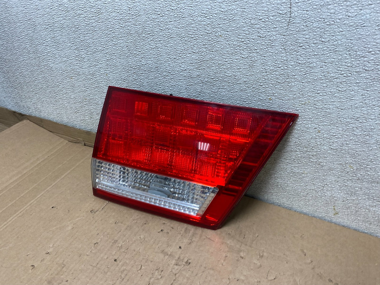 2005 2006 2007 Honda Odyssey Inner Right Passenger RH Tail Light U8347 DW1