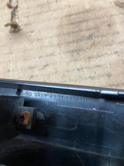 2002 to 2005 BMW Trunk Lid Center Garnish License Plate Light OEM I32826