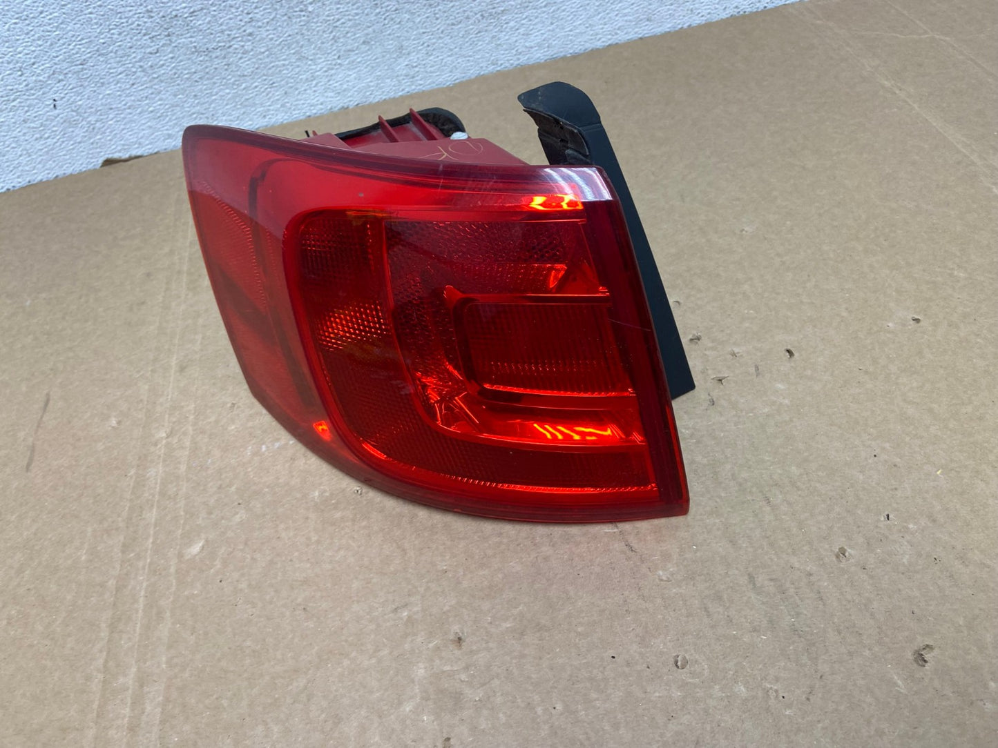 2011 to 2014 Volkswagen Jetta Left Driver LH Side Tail Light AF9932 LK1