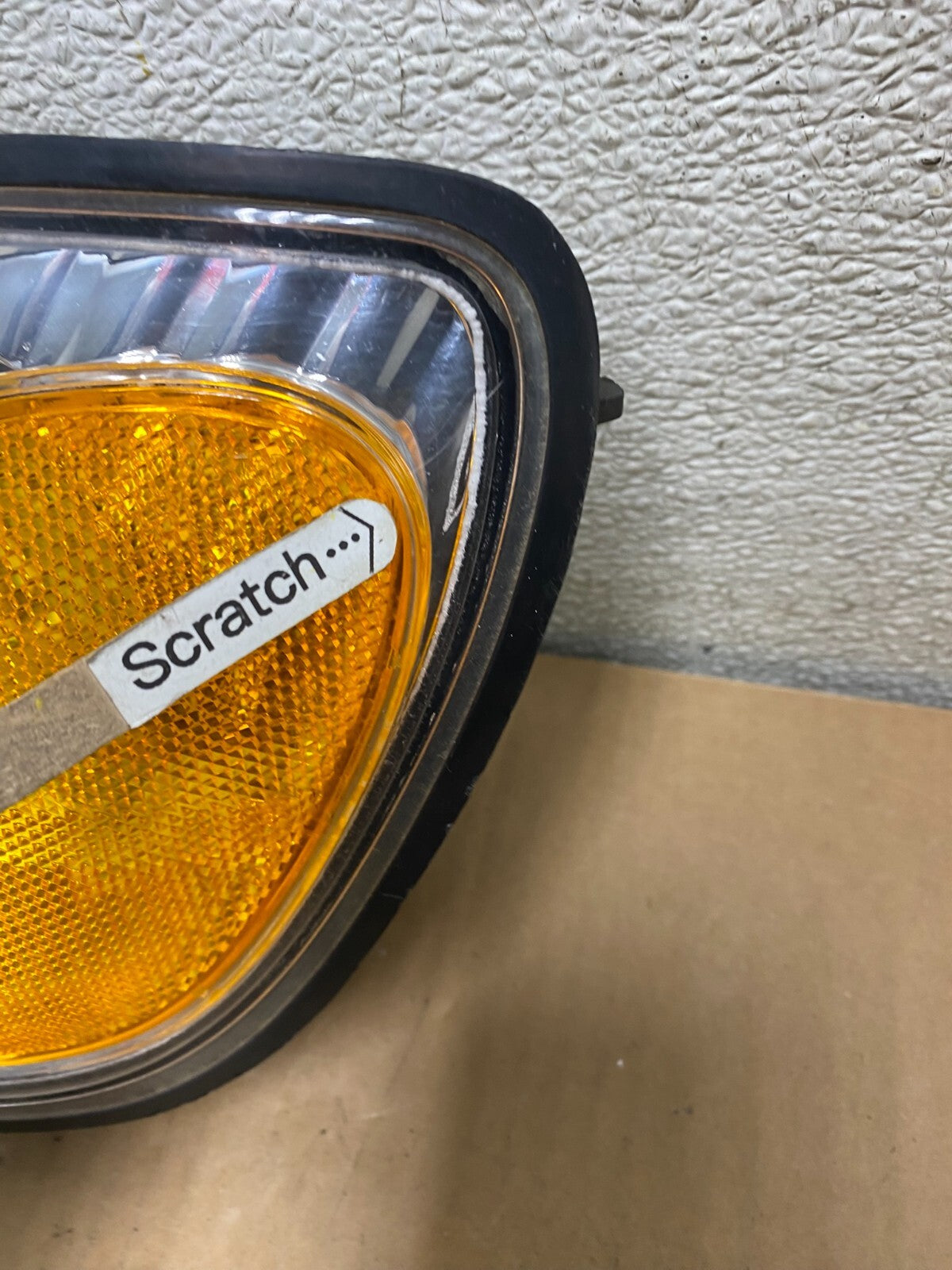2001 to 2003 Toyota Sienna Left Driver LH Turn Signal G9042 PS5