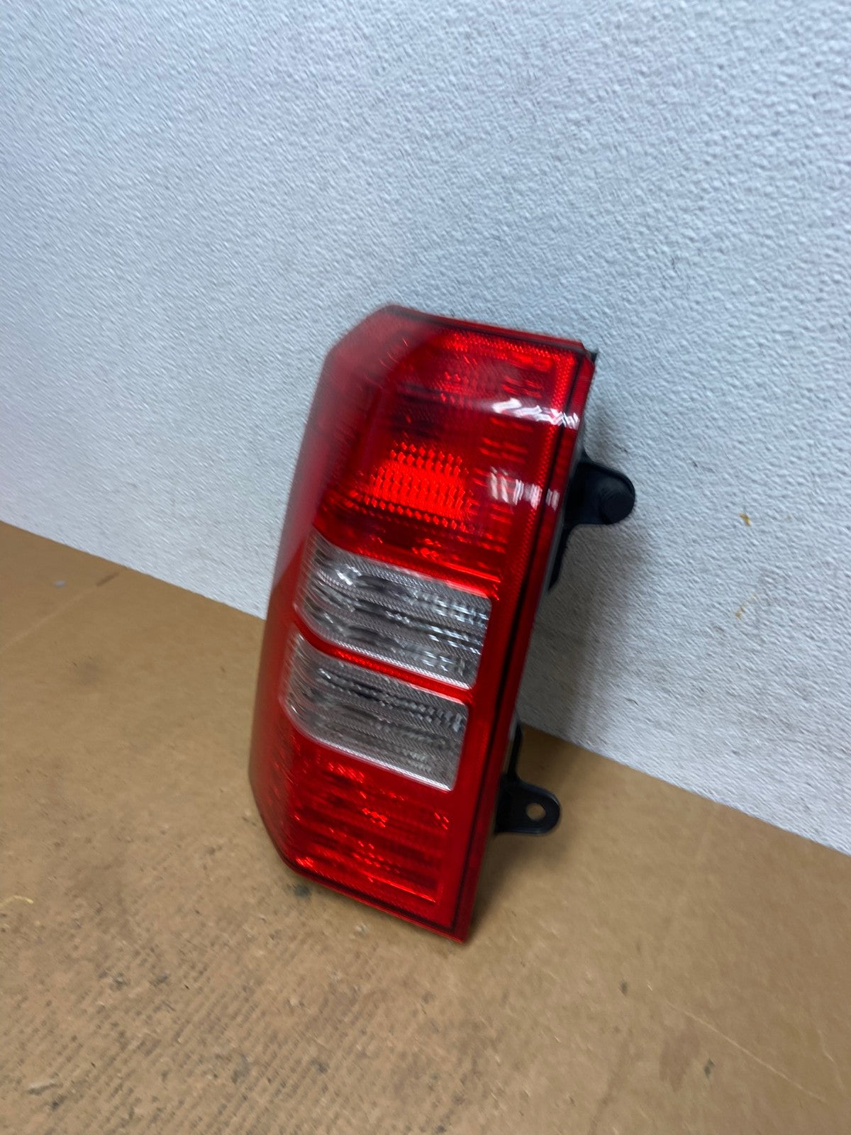 2008 to 2016 Jeep Patriot Left Lh Driver Side Tail Light AD9354 LK1