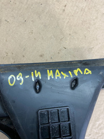2009 to 2014 Nissan Maxima Upper Air Intake Duct o0564 DG8