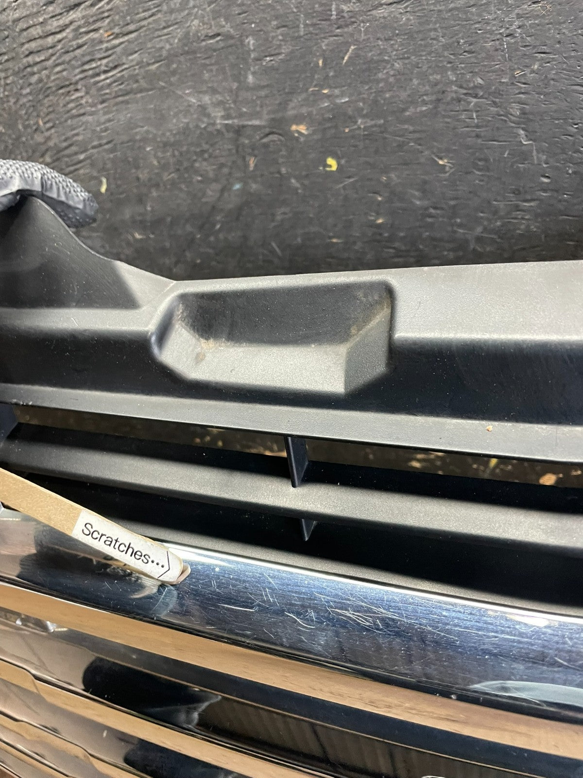 2009 to 2011 Freightliner Sprinter Front Upper Chrome Grill Grille Y9747 DG3