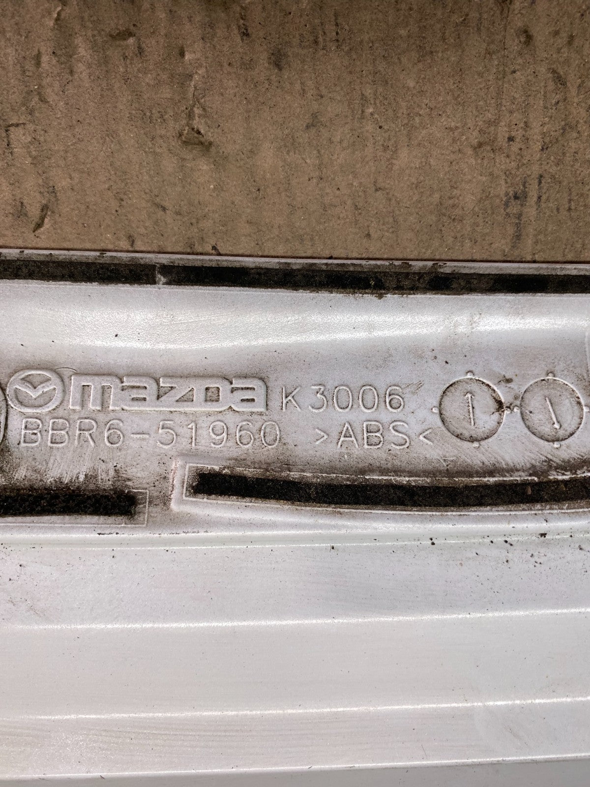 2010 to 2013 Mazda 3 Hatchback Rear Spoiler Wing OEM p3794 DG10