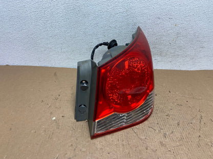 2011 2012 2013 2014 Chevrolet Cruze Right Passinger RH Side Tail Light AD8775 LK2