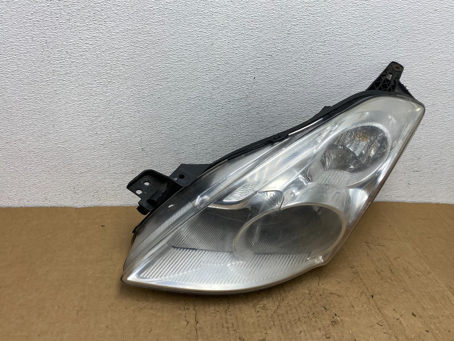 Sedan 2010 2011 2012 Nissan Altima Left Driver Side Headlight AD1428 DW2