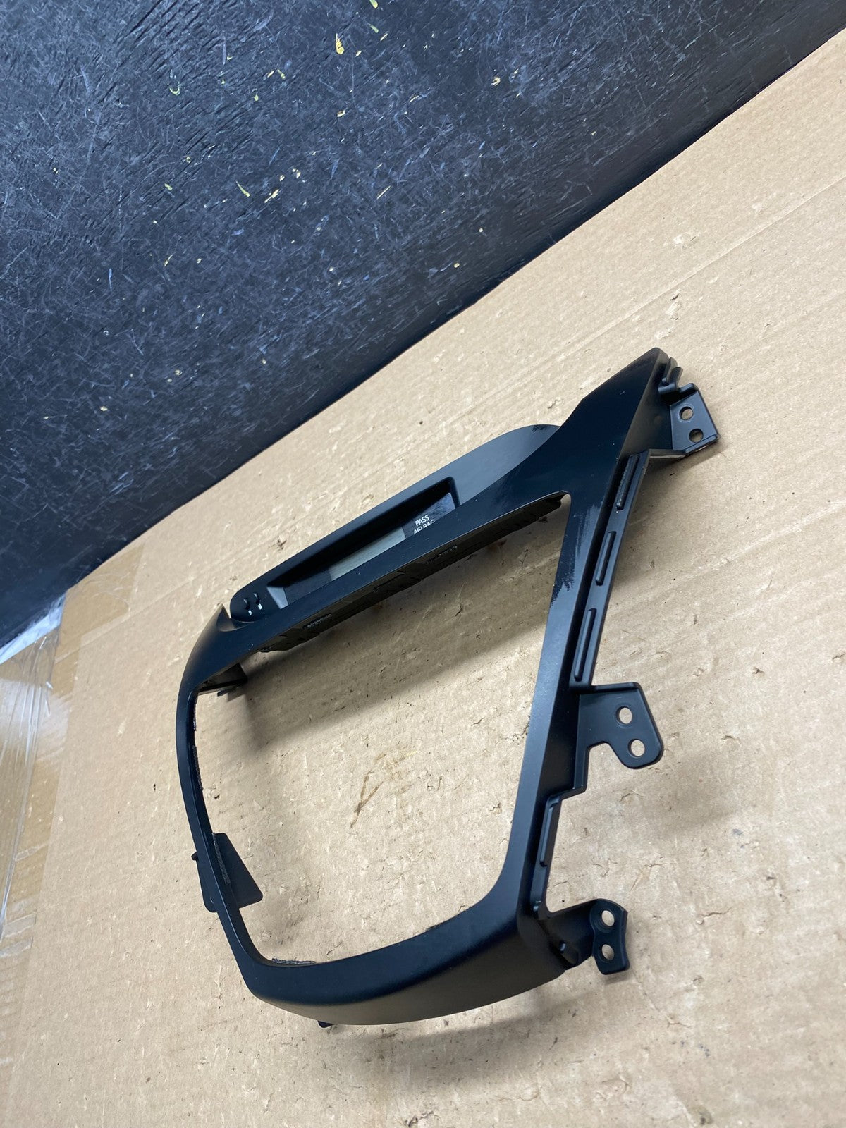2011-2013 Hyundai Elantra Dash Radio Bezel Clock Display Trim AG8409 DG1