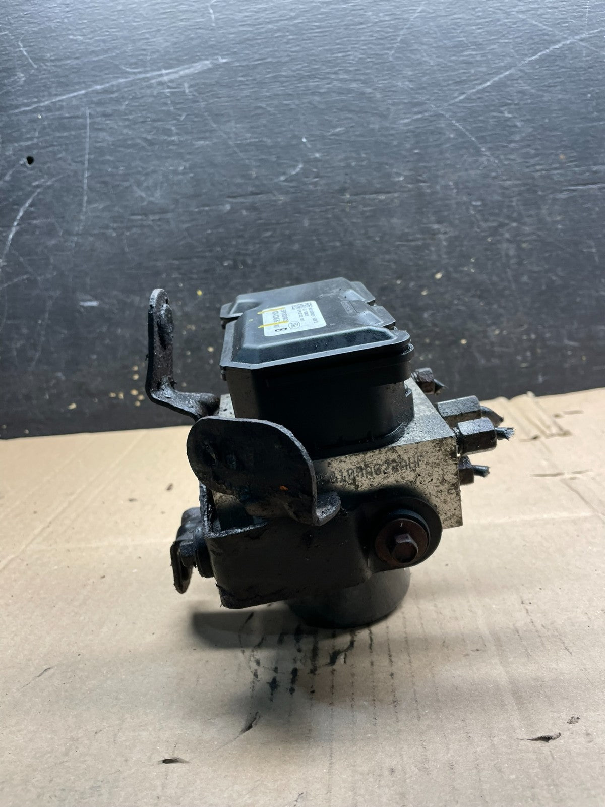 2011 - 2014 Ford E250 E350 Van ABS Anti Lock Brake Pump Module v1973 DG3