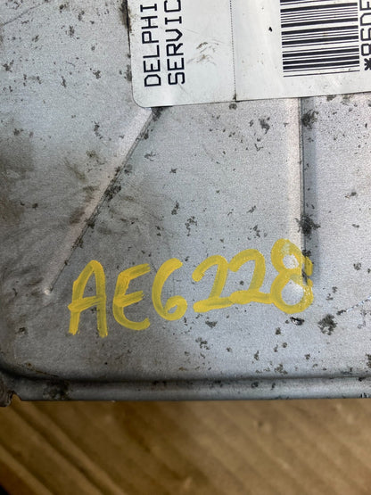 2001-2002 Silverado Tahoe Engine Computer Module 12200411 ECM ECU AE6228 DW2