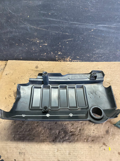 2007 to 2008 GMC Acadia 3.6L VVT Engine Cover Shield OEM S5901 DG5