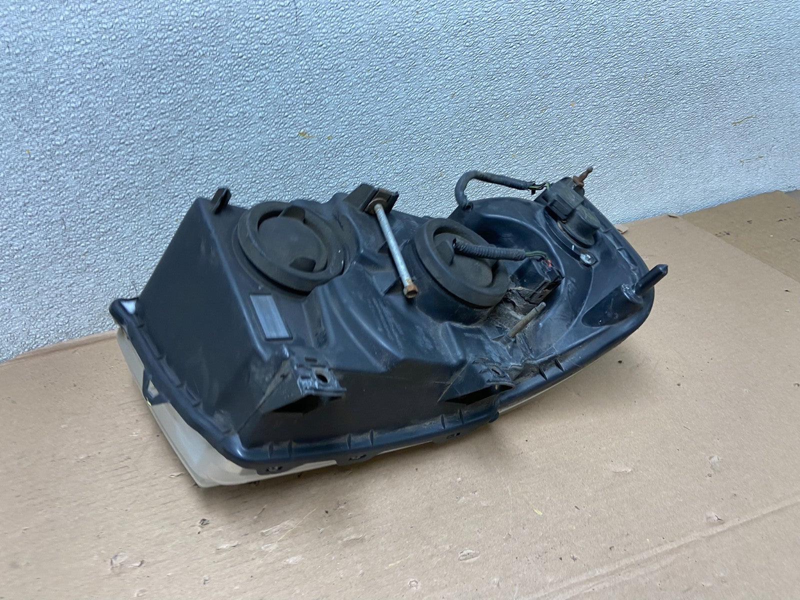 2003 - 2006 Ford Expedition Left Driver LH Side Headlight Halogen Oem AA9935 DW5