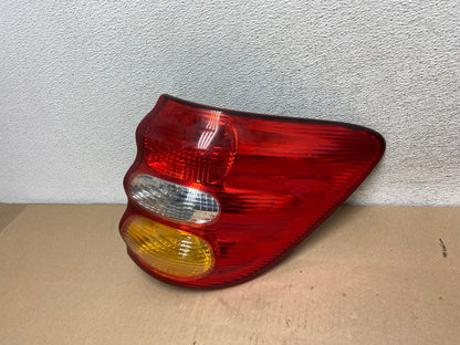 2001 to 2004 Toyota Sequoia Right Passenger Rh Side Tail Light AG6639 LK1