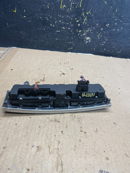 2005 - 2007 Mercedes C230 C240 Center Console Switch Control Unit ab2140 DG4