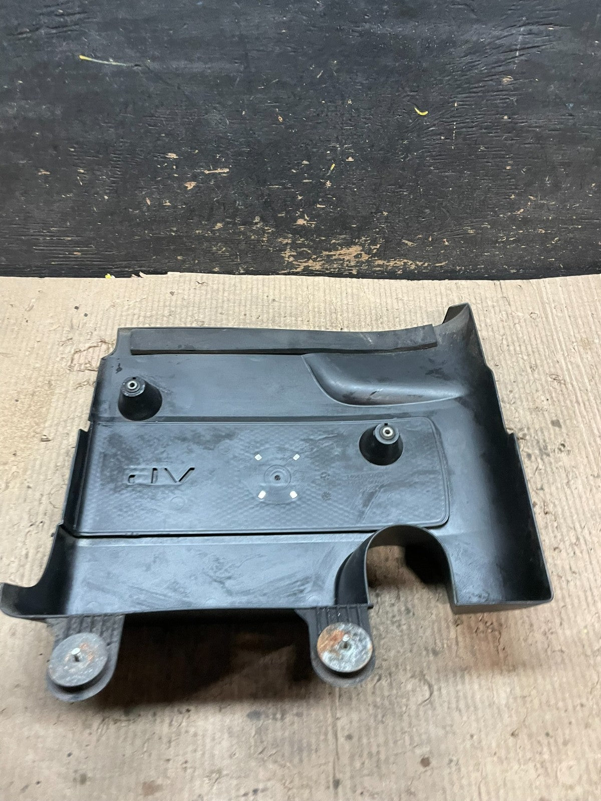 2013 to 2016 Nissan Pathfinder Engine Cover Motor Shield V6829 DG5