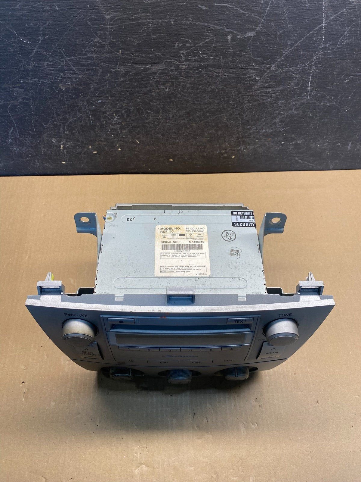 2004 2005 2006 Toyota Solara Am Fm Cd Player Radio Climate Control AG1801 DG3