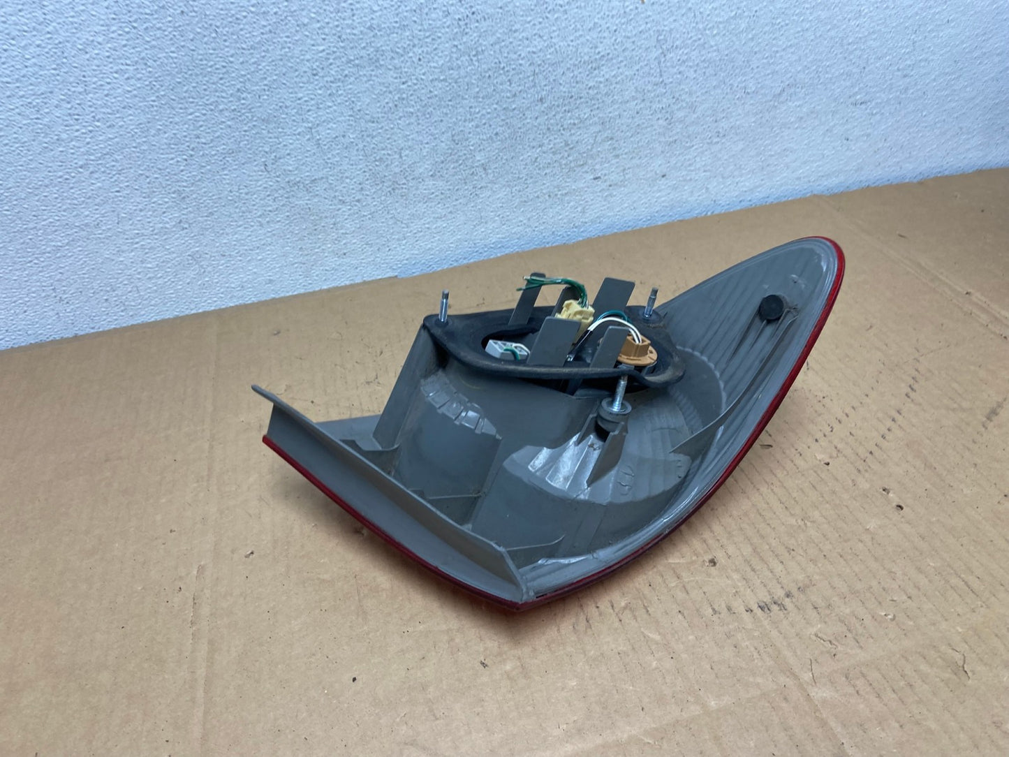 2003 to 2005 Toyota Corolla Right Passenger RH Side Tail Light AD0845 LK5