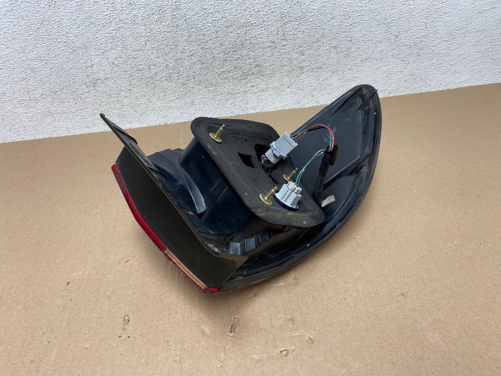 1998 to 2000 Honda Accord Sedan 4door Right RH Side Tail Light AE7144 LK5