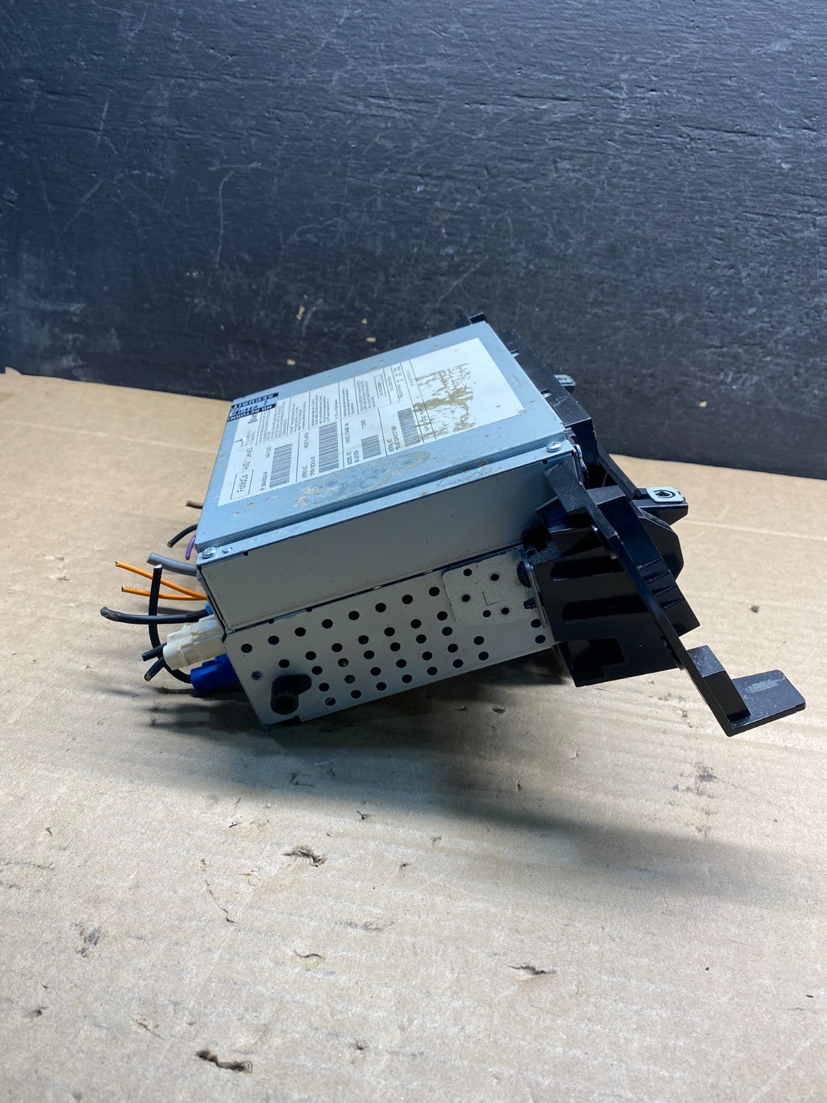 2012 to 2013 Land Rover Range Rover LR4 Radio Gps Cd Mechanism AE8174 DG2
