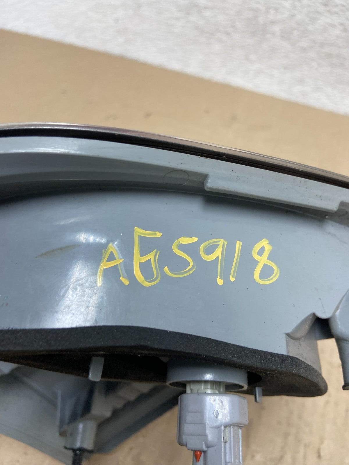 2013 to 2016 Nissan Pathfinder Left Driver Inner Tail light AG5918 DW6
