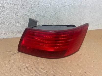 2009 to 2010 Hyundai Sonata Right Passenger Side Tail Light Oem R0783 DW0