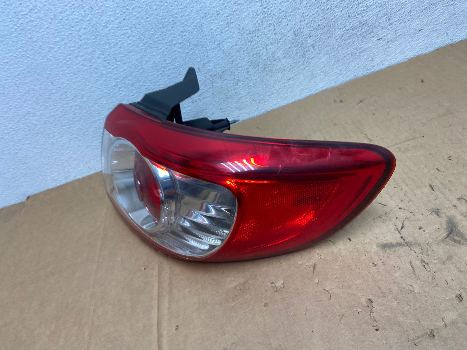 2010 to 2012 Hyundai Santa Fe Right Passenger RH Tail Light DEPO AD2827 LK1