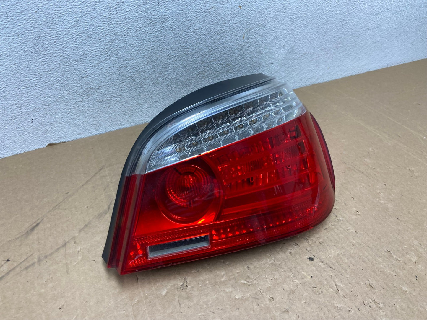 2008 2009 2010 BMW 5 525i 530i Right Passenger Rh Tail Side Light AG1092 LK2