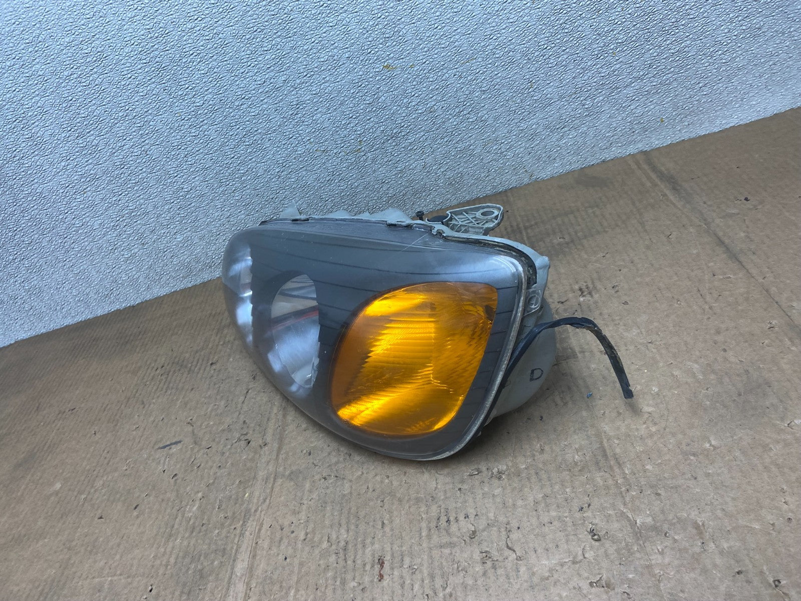 2001 2002 2003 Hyundai XG350 XG Left Driver LH Headlight Halogen Oem AA6645 DW1