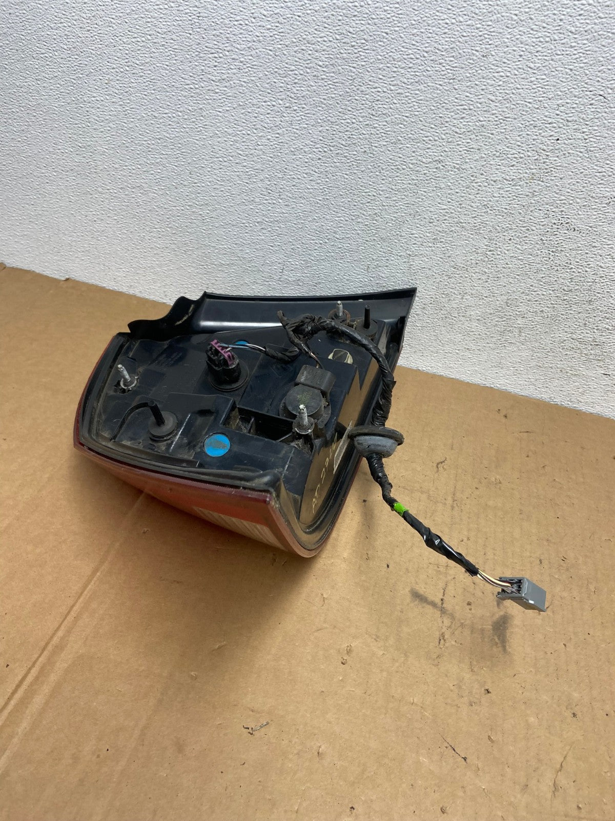 2005 to 2007 Mercury Montego Right Passenger Side Tail Light AD2740 LK5