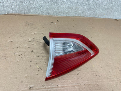 2013 to 2016 Ford Escape Right Passenger RH Side Inner Tail Light OEM AB0072 LK2