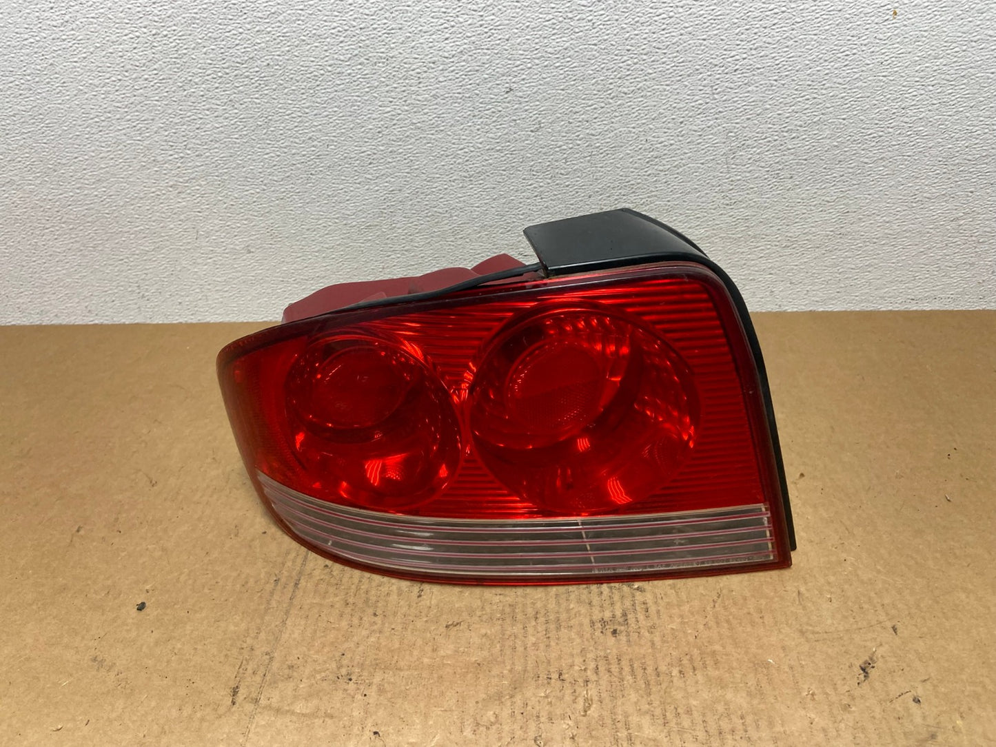 2002 to 2005 Hyundai Sonata Left Driver Lh Side Tail Light Oem AC2915 LK0