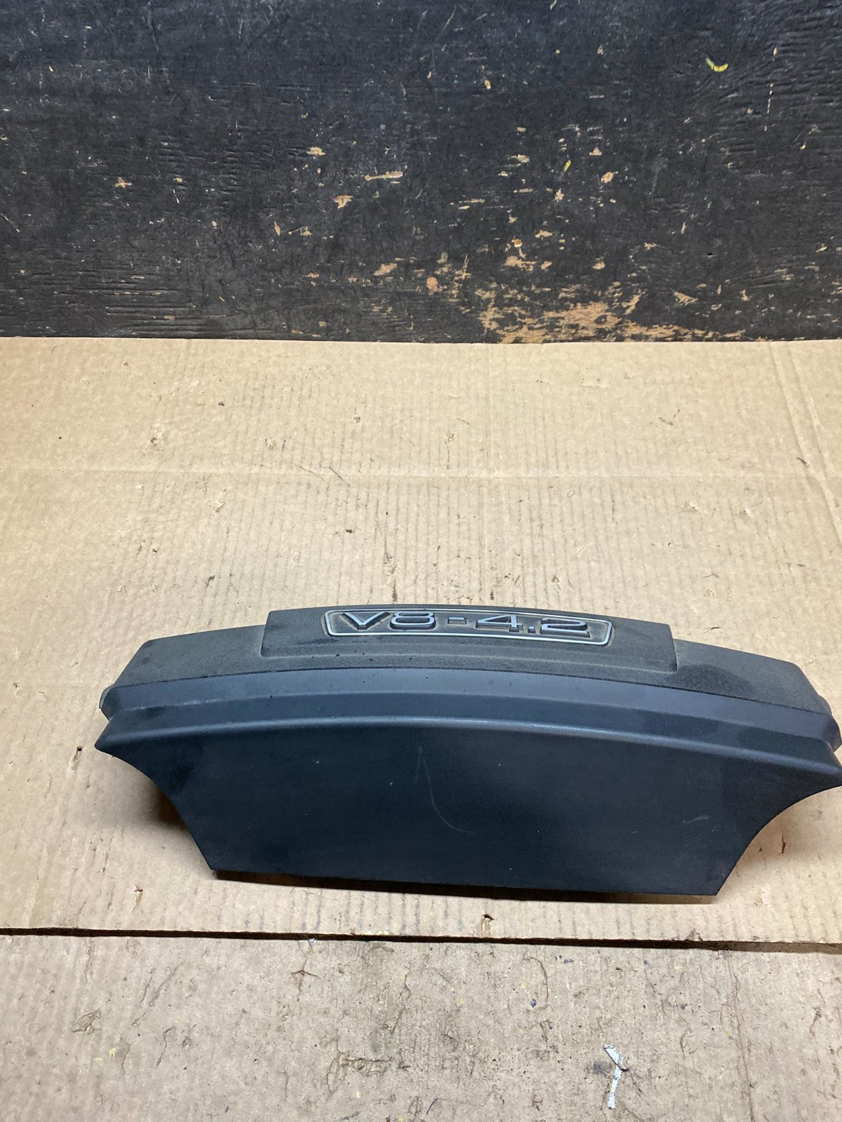 2004 2005 2006 Audi  A8 4.2L Engine Motor Cover Oem x9587 DG0