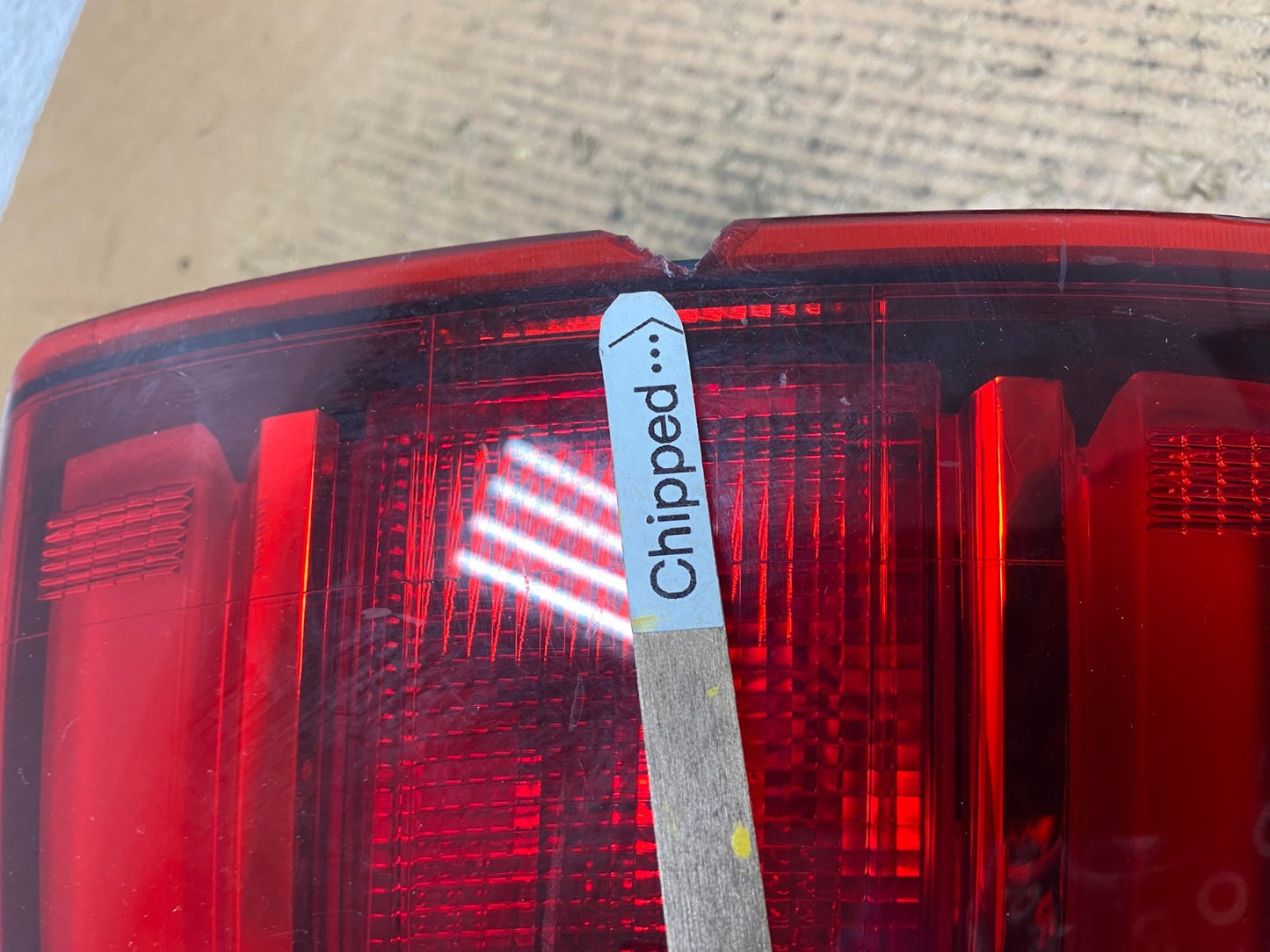 2017 to 2019 GMC Acadia Right Passenger RH Side Tail Light AE1504 LK4