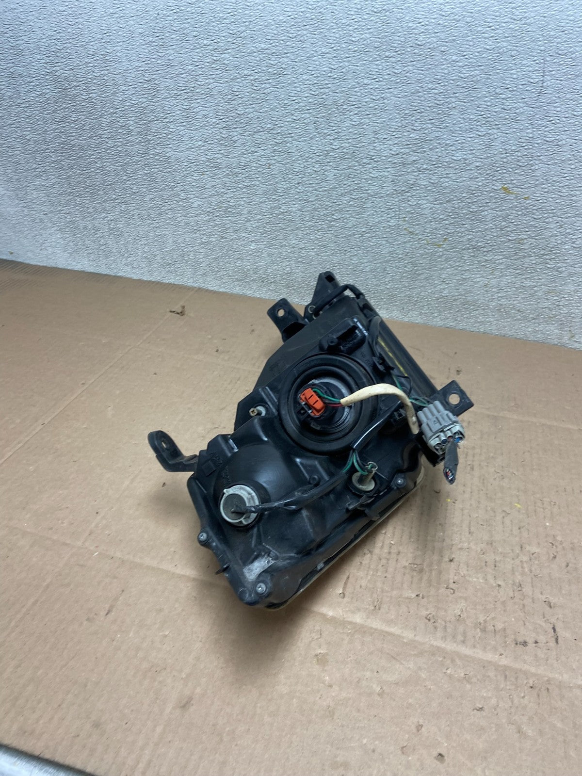 2003 to 2007 Nissan Murano Headlight Halogen Left Driver LH Y2583 DW9