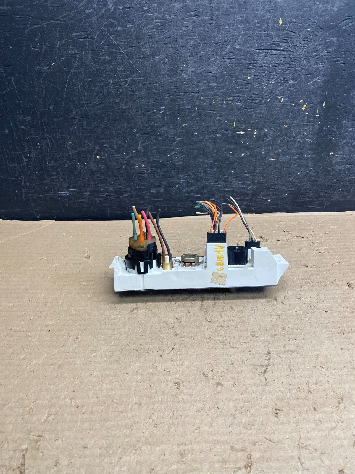 1996 - 2005 GMC Chevrolet Express 1500 Climate Control A/C AH5183 DG3