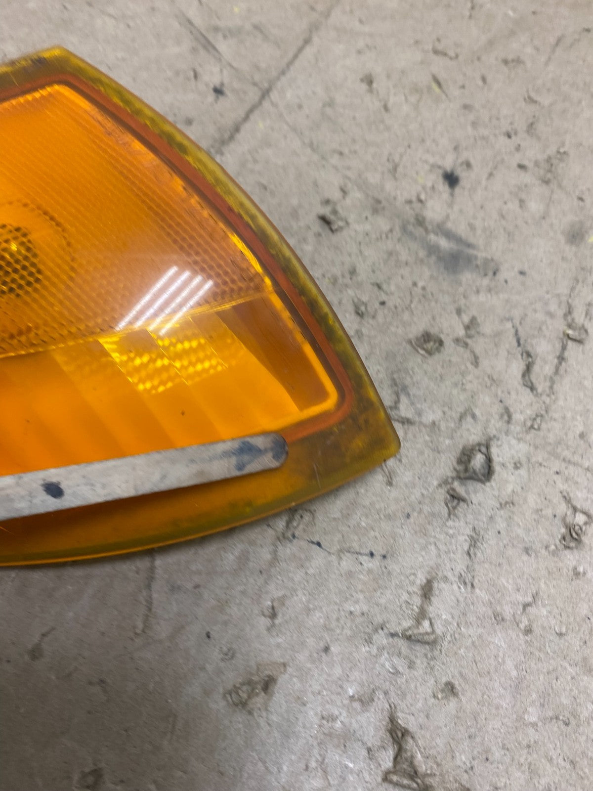 2002-2004 Saturn Vue Left Driver Side Turn Signal Corner Headlight Light X22987