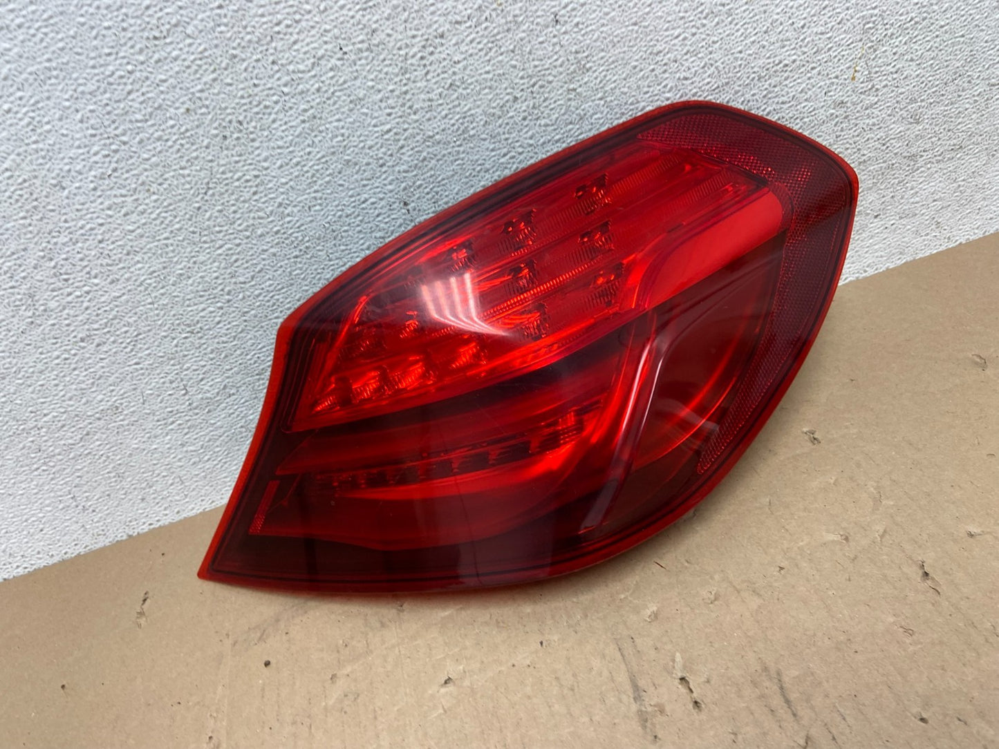 2012 - 2017 BMW F06 650i Right Passenger RH Side Tail Light ae7305 DG0
