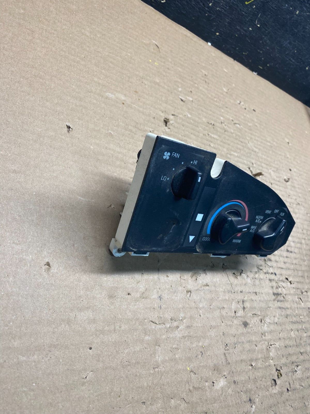 1997-2014 Ford Van Econoline E150 E250 Heater Climate Fan Control S3025 DG1