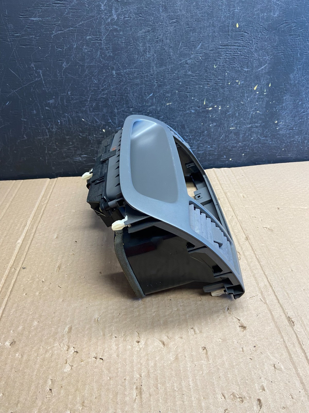 2005 2006 Toyota Camry Radio Center Console Air Vent Bezel Trim AF6188 DG1