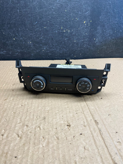 2006 to 2011 Cadillac DTS AC Heater Climate Control Panel AF6335 DG0