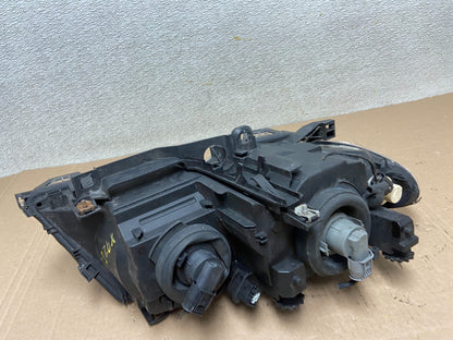 2002 to 2005 BMW 3 E46 Sedan Left Driver Halogen OEM Headlight X92838
