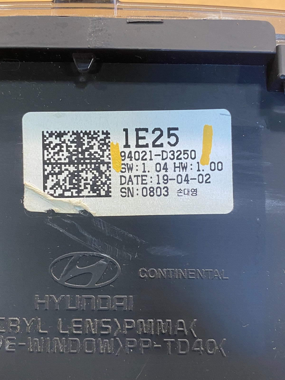 2019 to 2021 Hyundai Tucson Speedometer Cluster Gauge AD6580 DG5