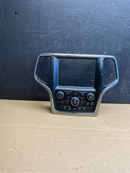 2018 Jeep Grand Cherokee Center Radio Climate Control Bezel Vent AG0103 DG0