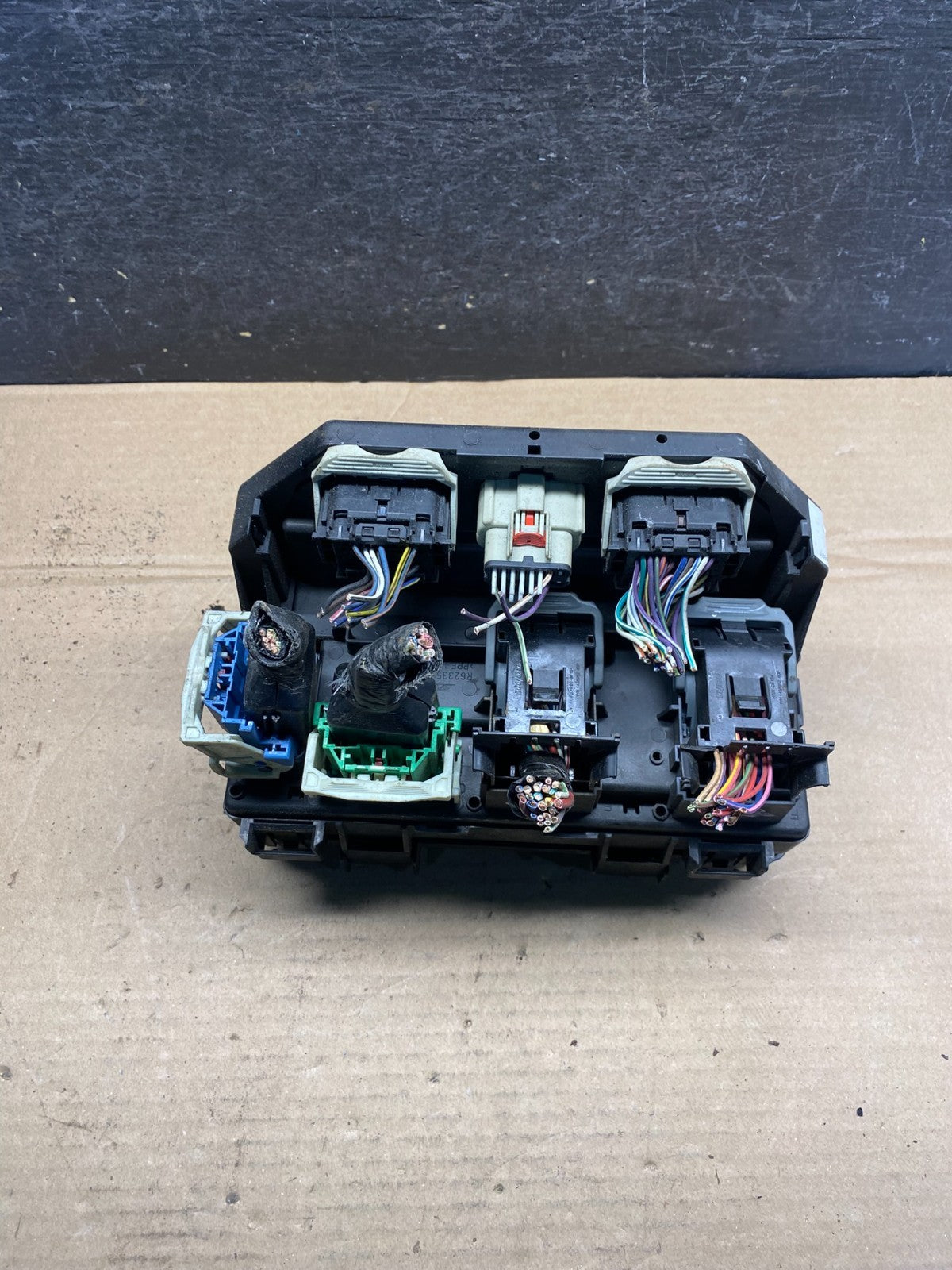 2009 Liberty Nitro TIPM Power Integrated Fuse Box Module AH9904 DW0