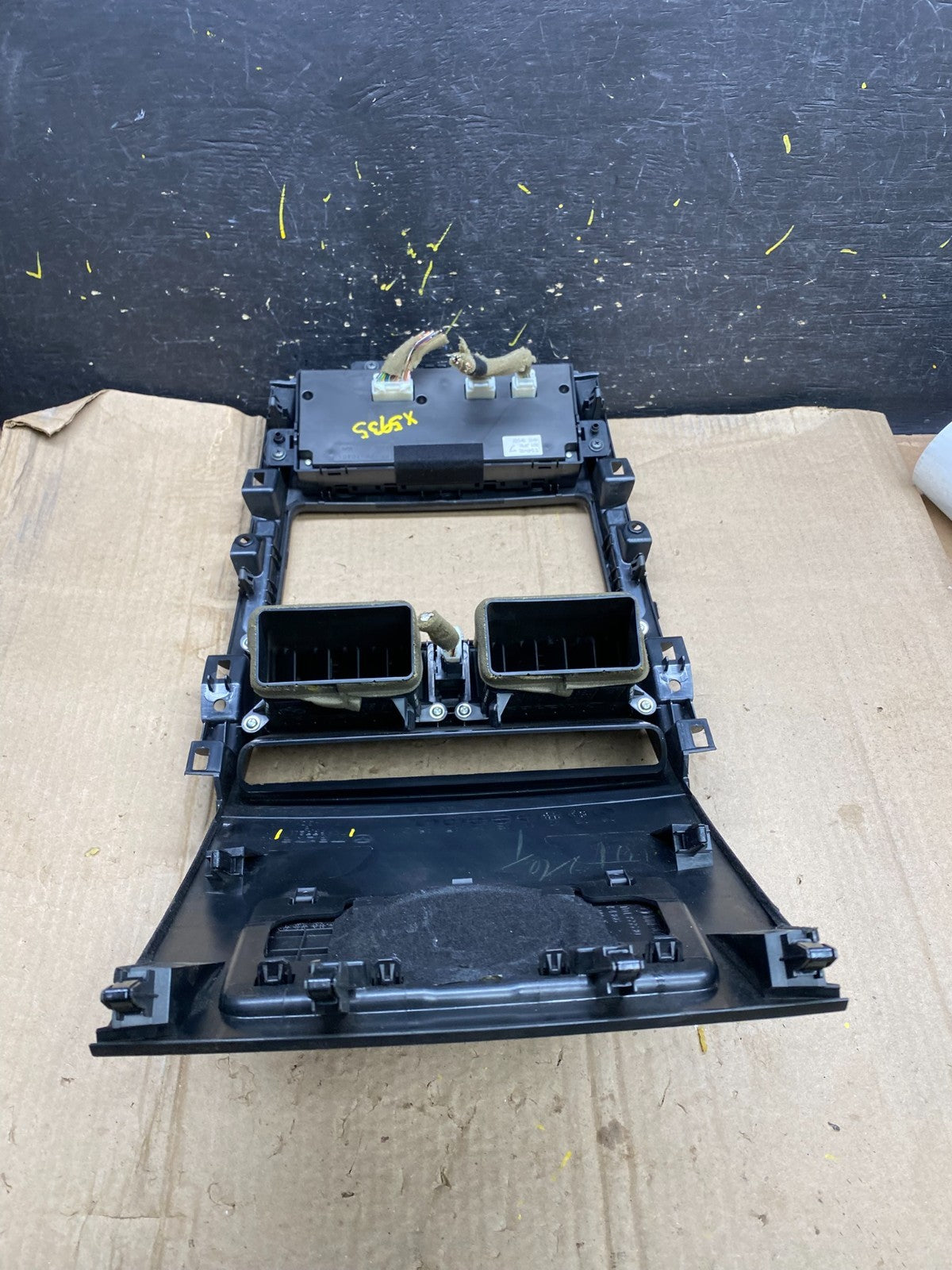 2010 - 2015 Mazda CX-9 Radio Dash Trim Bezel W/Vent AC Climate Control X5935  DG4