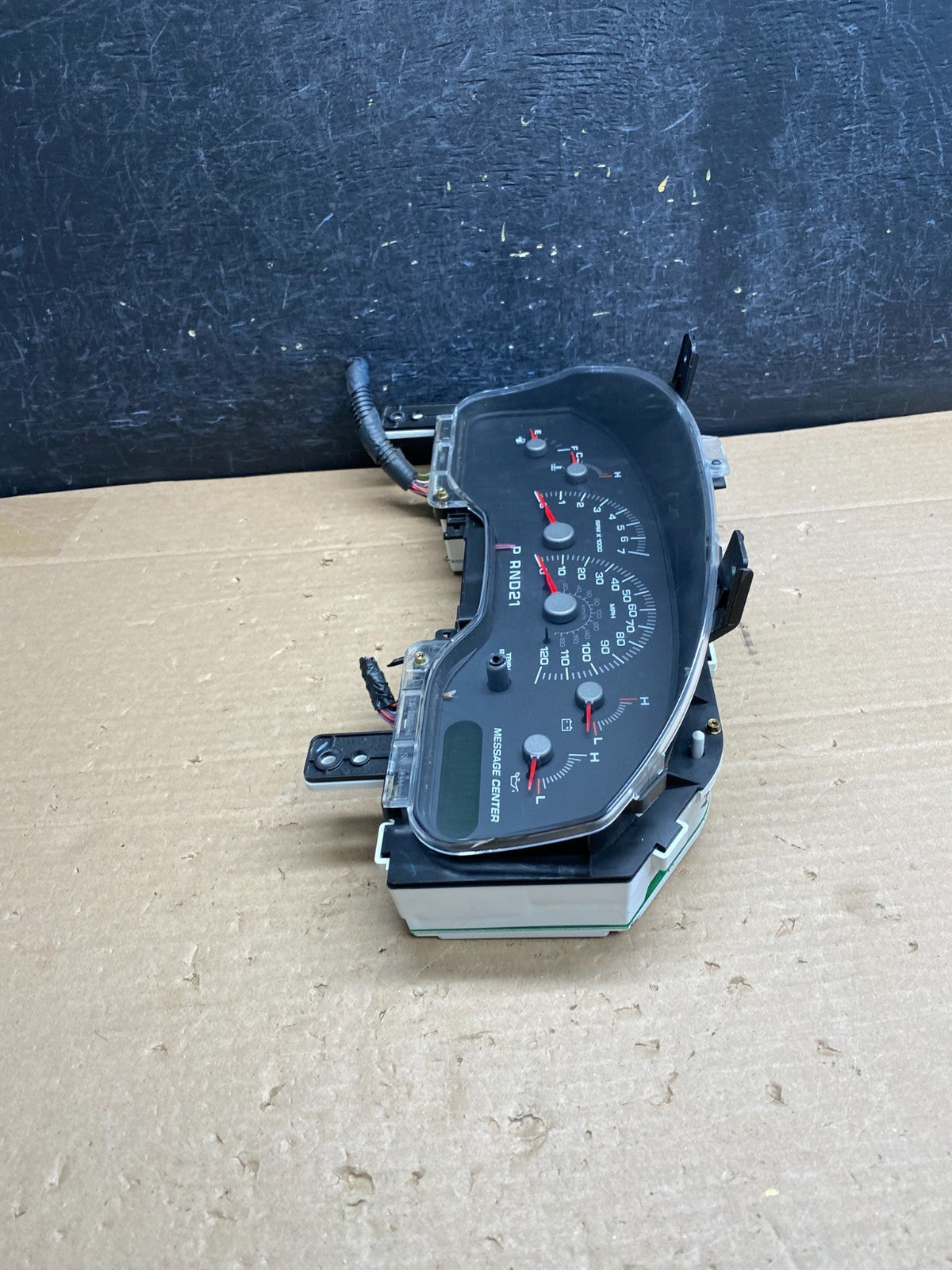 2000 2002 Ford Expedition Speedometer Instrument Gauge Cluster AG6305 DG2