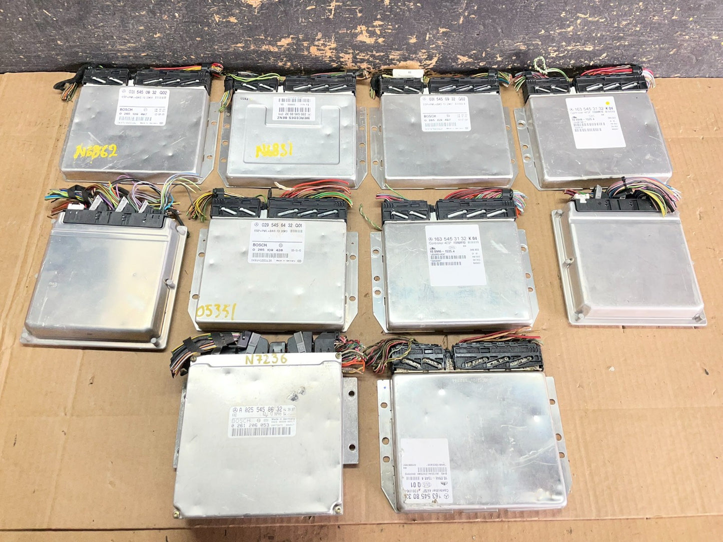 Mix of 10 Mercedes ECM Engine Computer Module AB30940