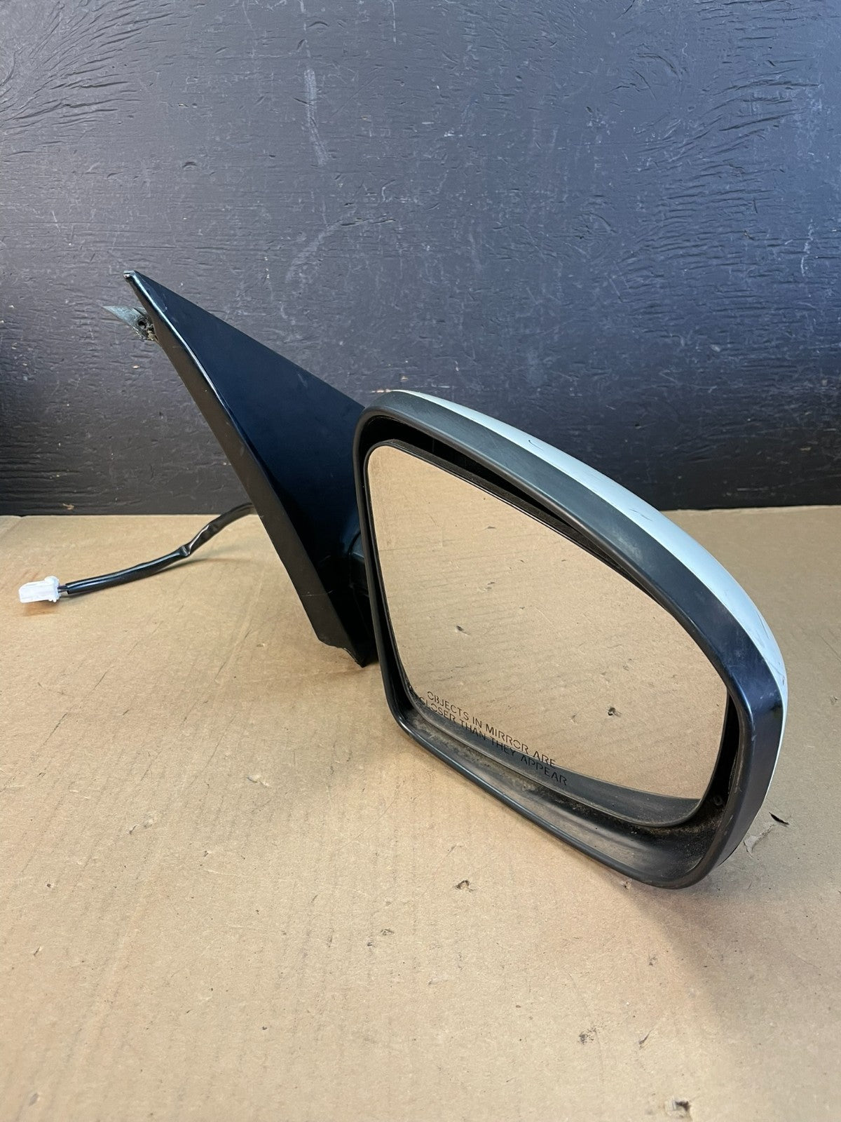 2009 to 2014 Nissan Murano Right Passenger Side View Door Mirror AD5576 DW5